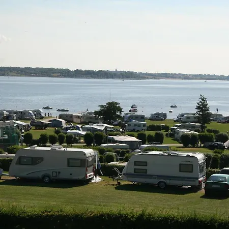 Laerkelunden Camping & Cottages Üdülőközpont